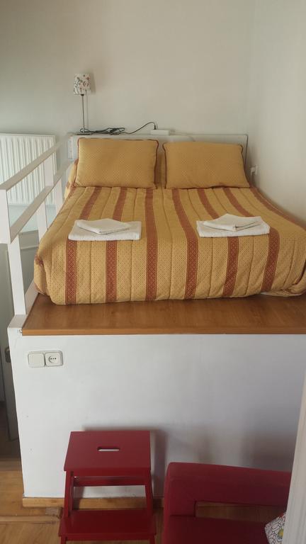 Apartamento Palacio Real Iii *
