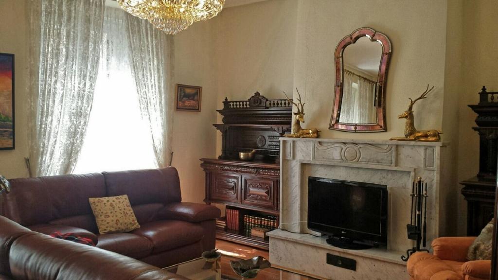 Apartamento Palacio Real Iii