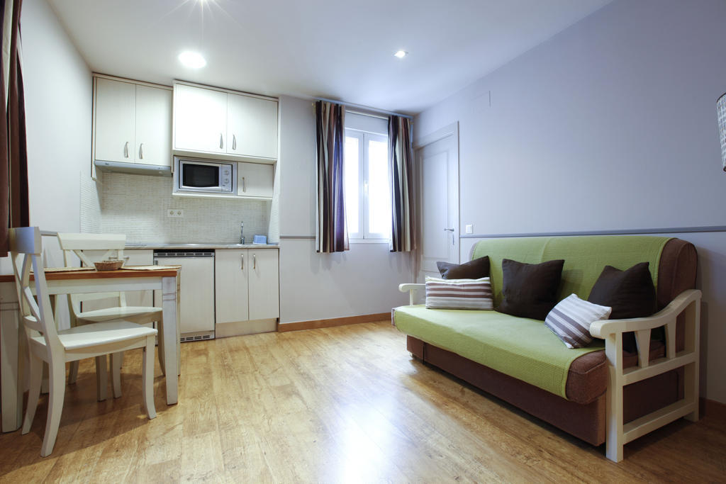 Apartamento Palacio Real Iii *