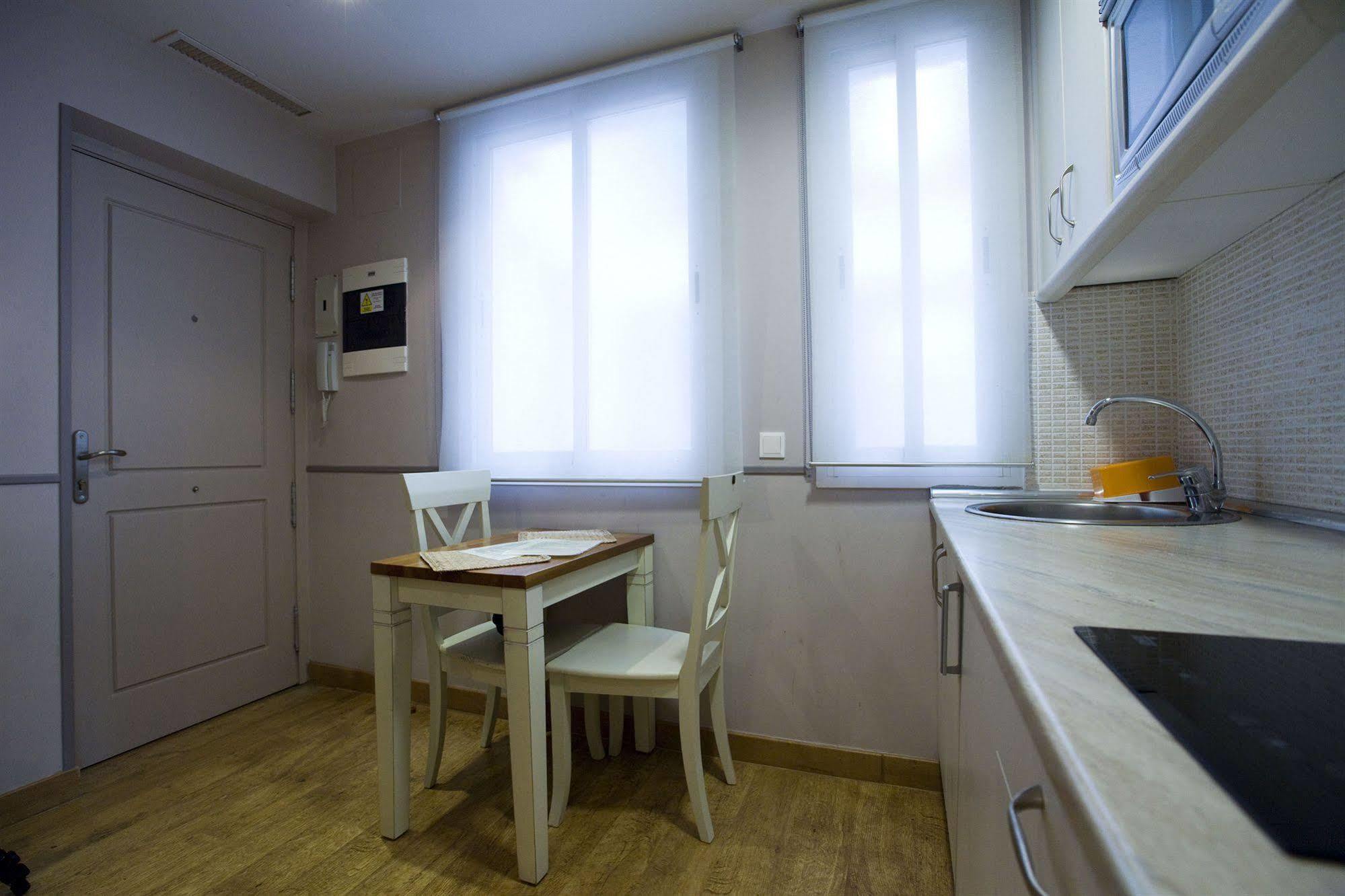 Apartamento Palacio Real Iii
